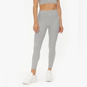 Alo Yoga heather gray leggings